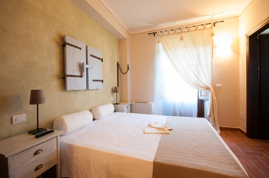 Agriturismo Borgo Tra Gli Olivi Castiglion Fiorentino Oda fotoğraf